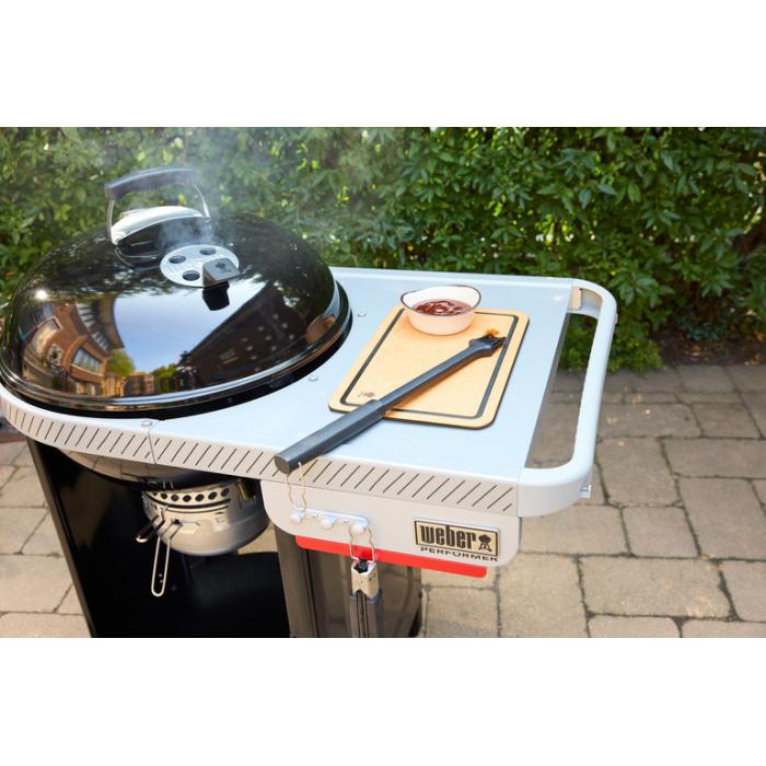 Weber Performer 57 cm gril na dřevěné uhlí