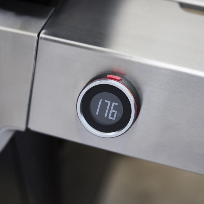 Weber Genesis E-335W Black plynový gril