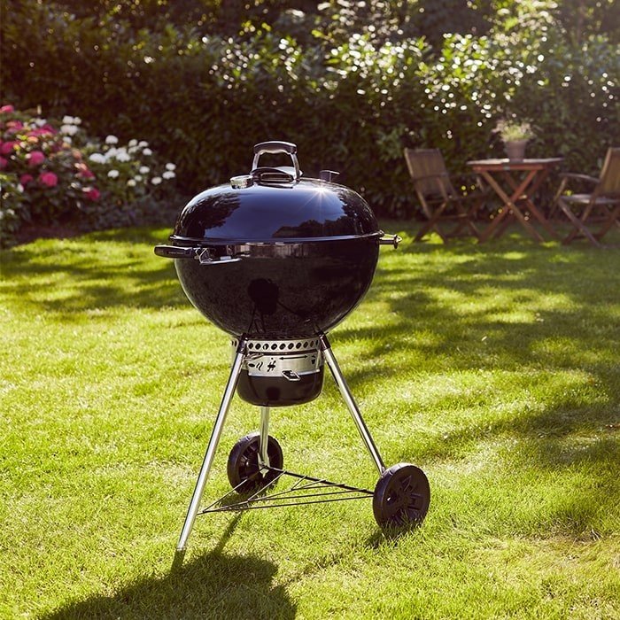 Weber gril na dřevěné uhlí Master-Touch GBS E-5750 57 cm Black, černá