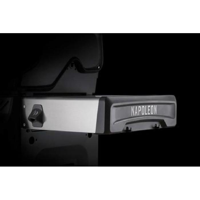 Napoleon Rogue SE 425 nerezový plynový gril + otáčecí grilovací rožeň ZDARMA