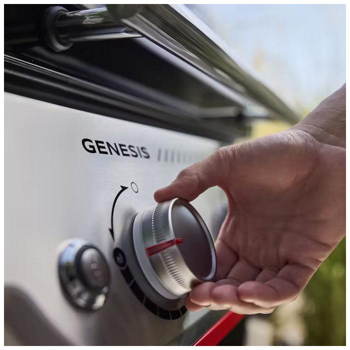 Weber Genesis E-315W Black plynový gril