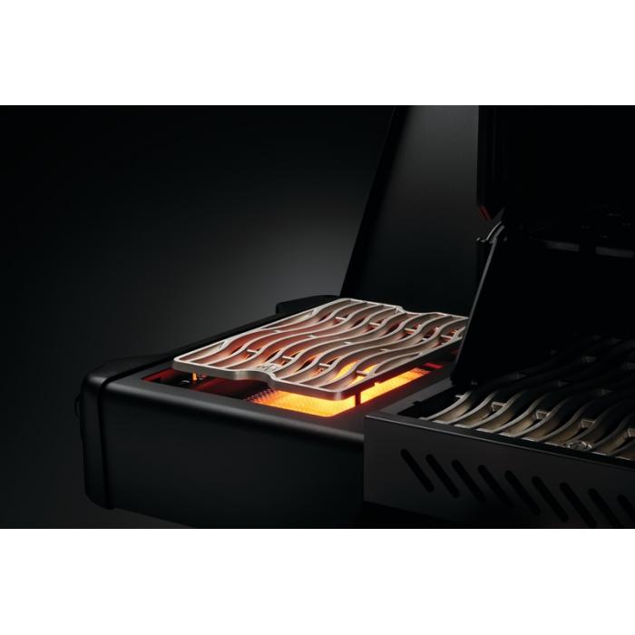 Napoleon  Prestige 500 EVO Phantom plynový gril